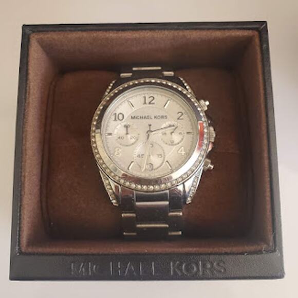 Michael Kors Blair Women's Watch 39mm Silver with Crystals Quartz MK5165 Running - Picture 2 of 11